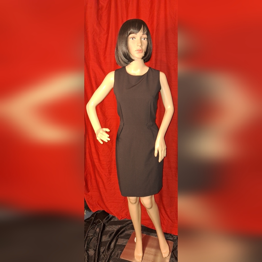 Calvin Klein/ SLEEVELESS BLACK DRESS/ 8 PETITE